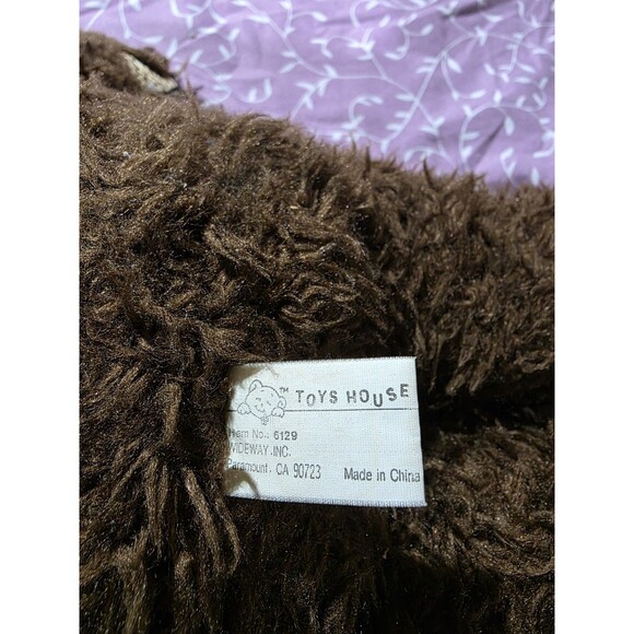 Vintage Rare Toys House Stuffed Bear. Not Aure What Year. - Picture 9 of 10